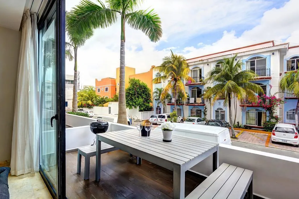 Anah Suites By Las Flores Vacation Rentals Playa del Carmen