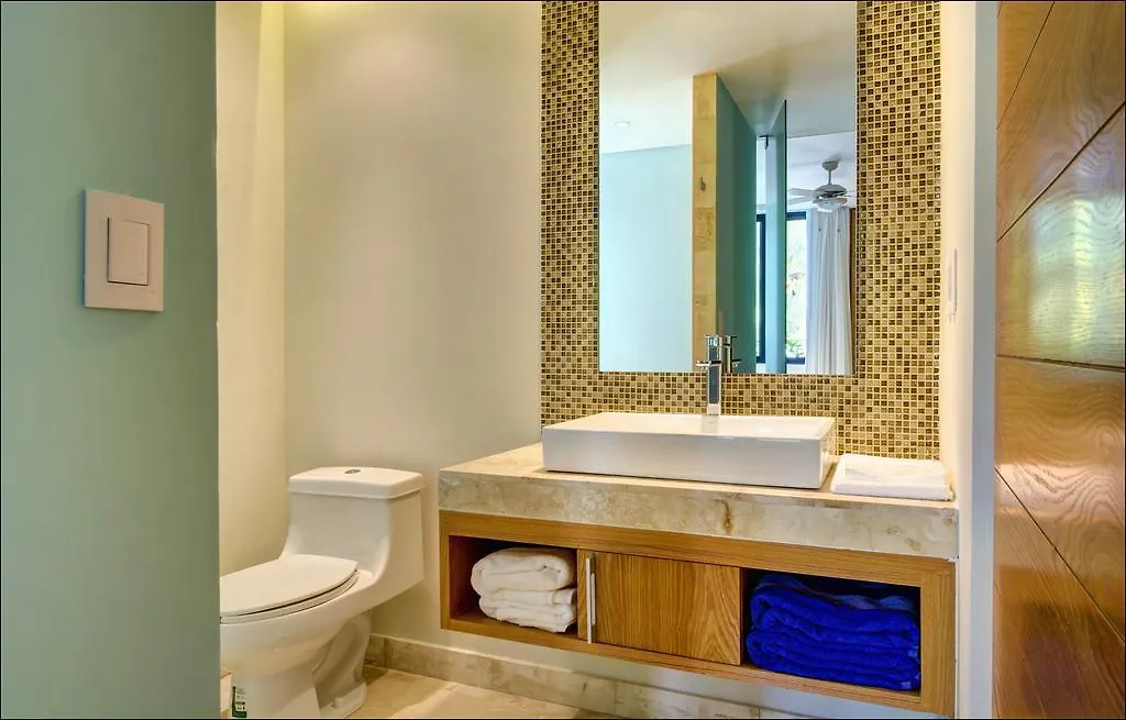 Anah Suites By Las Flores Vacation Rentals Playa del Carmen Mexiko